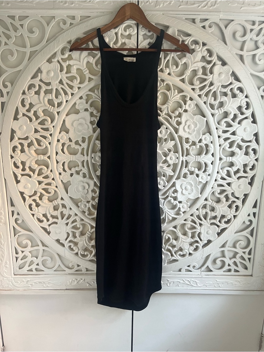 Wilfred Free Aritzia Black Sleeveless Racerback Midi Dress S
